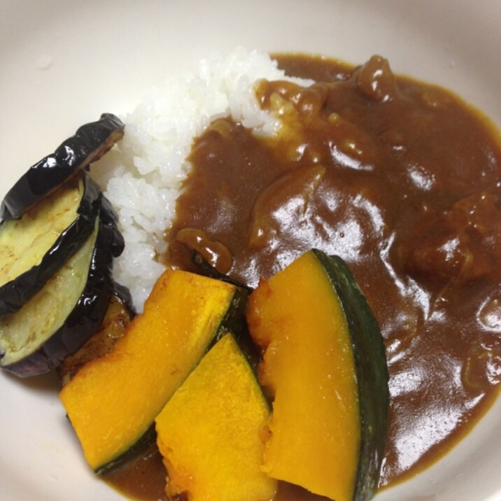 絶品！濃厚牛すじカレー！